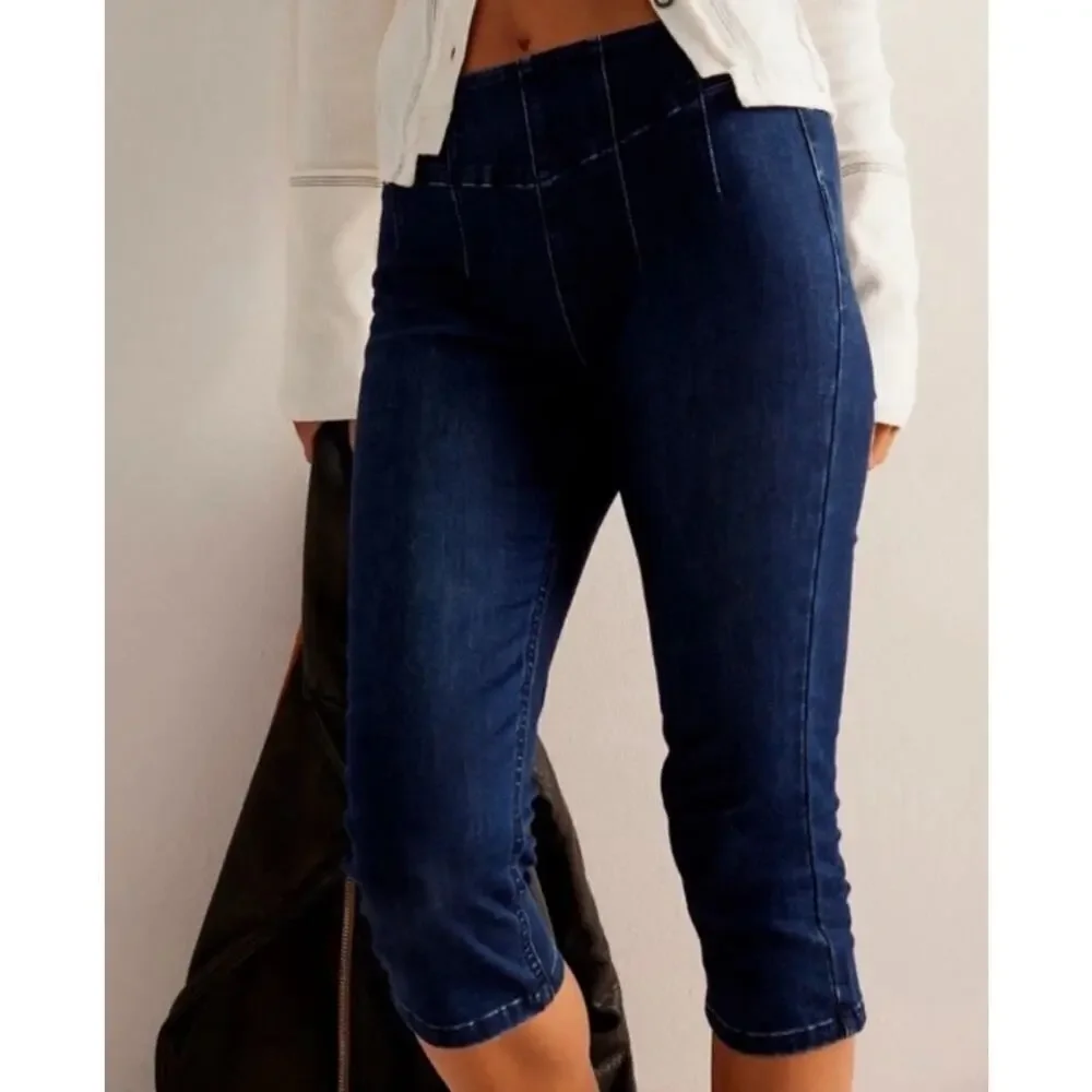 We The Free Carousel Pull-On Capri Jeans Size Medium NEW